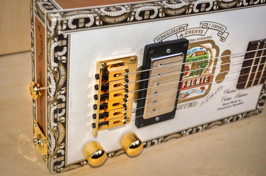 Modelo: Cigar Box 6C / Ano 2018