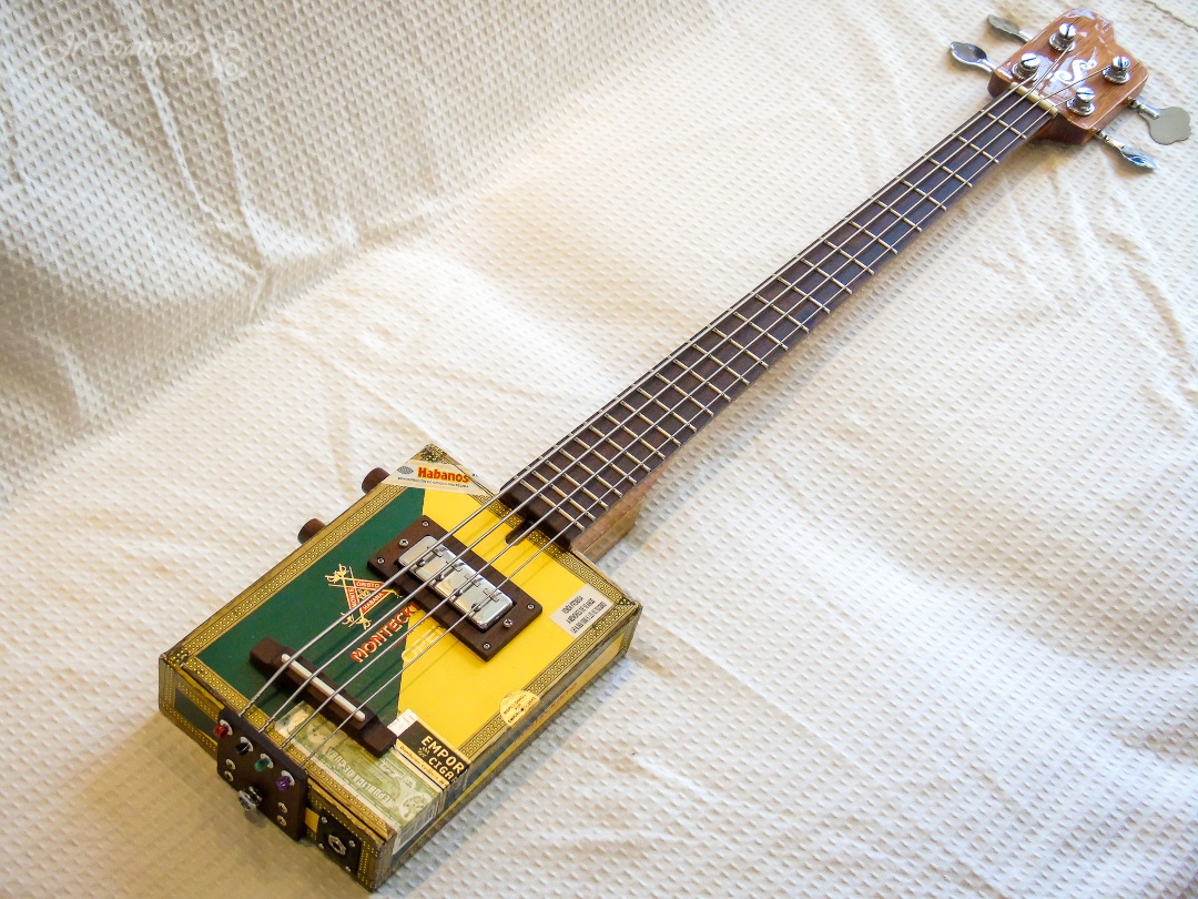 Modelo: Cigar Bass 4C / Ano 2018 / Artista: Juninho Sampaio