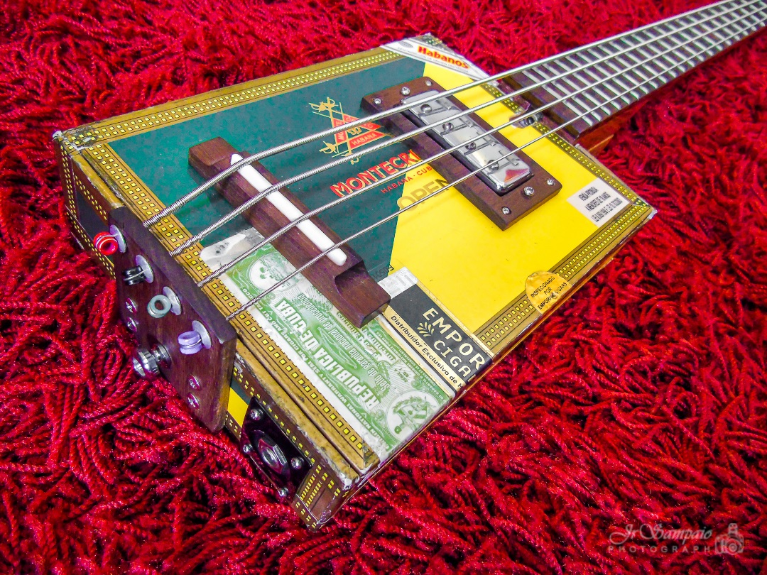 Modelo: Cigar Bass 4C / Ano 2018 / Artista: Juninho Sampaio