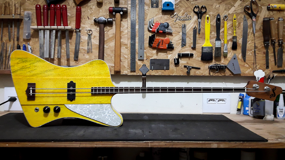 Baixo Modelo: T-Bird 2C / Ano 2018