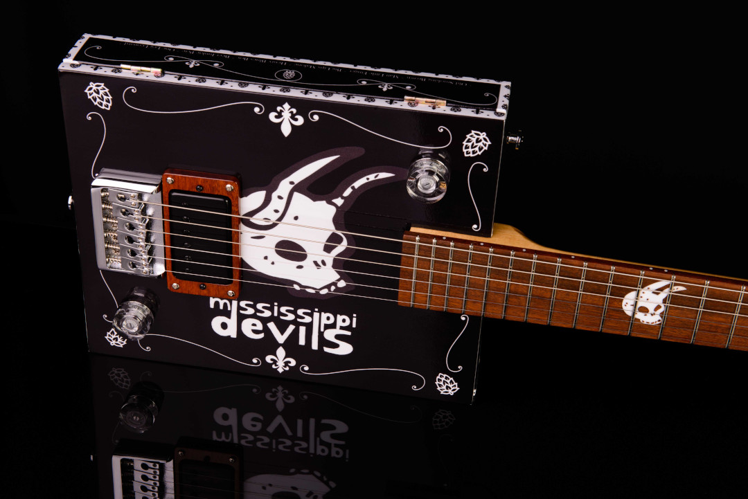 Modelo: Cigar Box 6C / Ano 2020