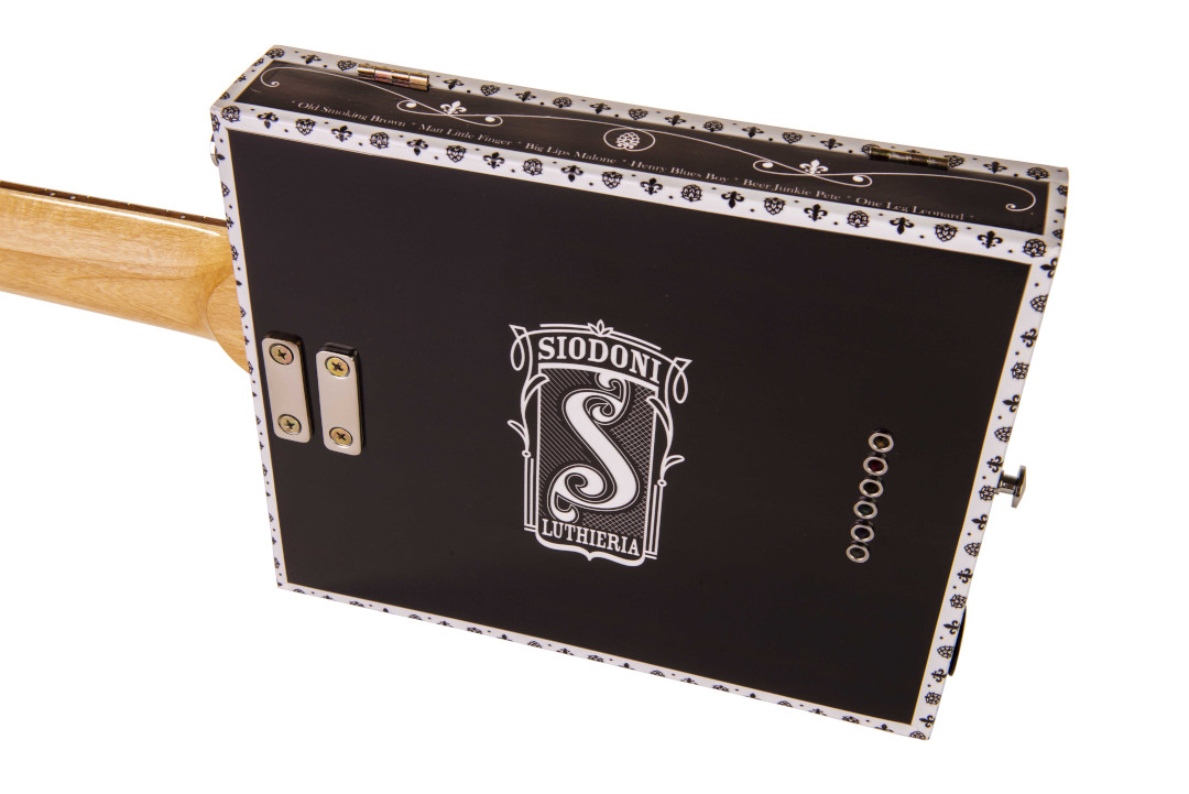 Modelo: Cigar Box 6C / Ano 2020