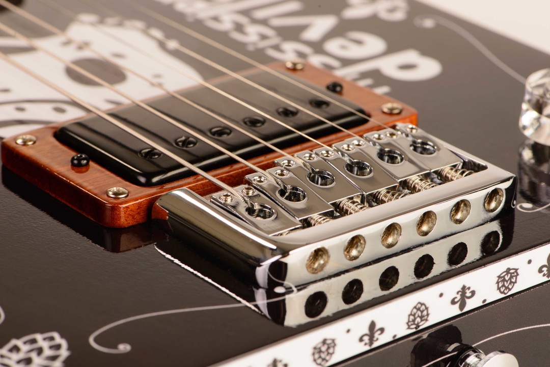 Modelo: Cigar Box 6C / Ano 2020