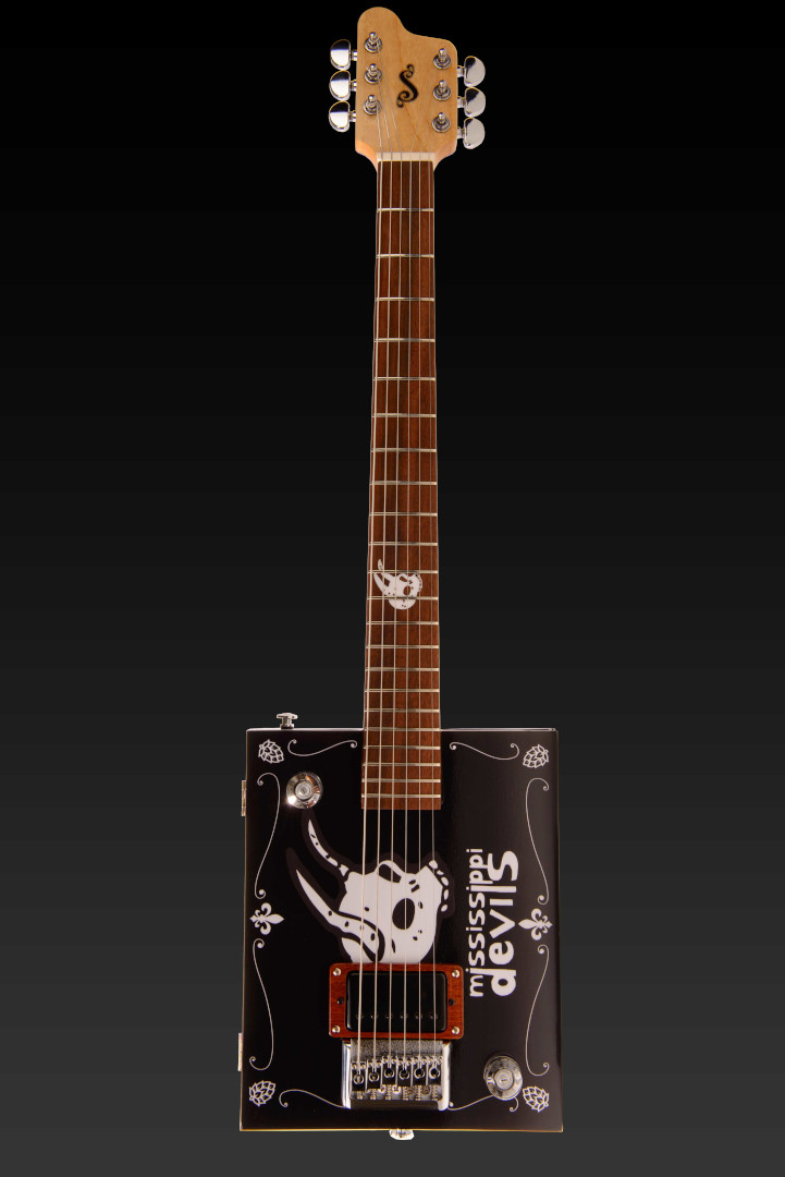 Modelo: Cigar Box 6C / Ano 2020