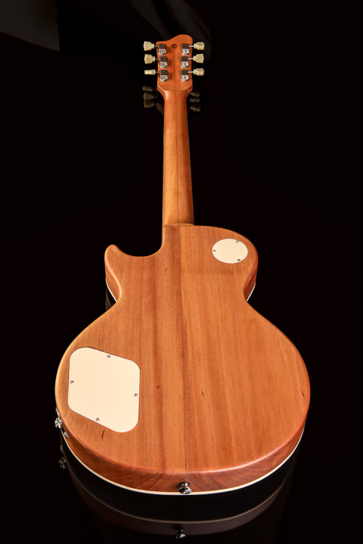 Modelo: Les Paul / Ano 2020 / Artista: Nando Andrade - TioGica