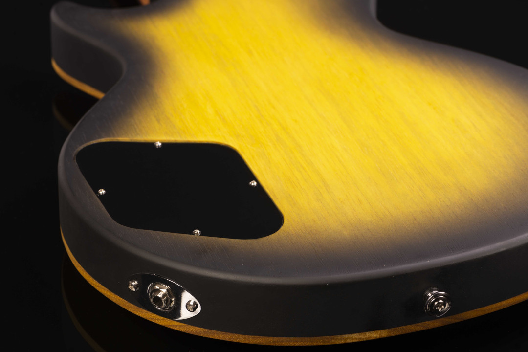 Modelo: Les Paul / Ano 2020