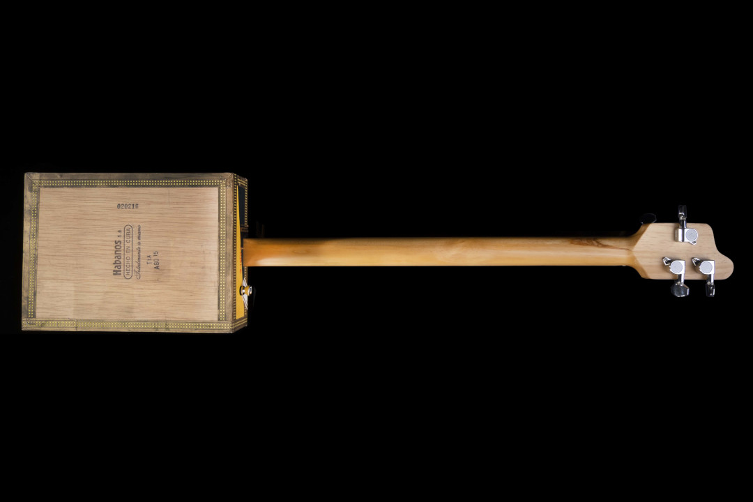 Modelo: Cigar Box 3C / Ano 2021
