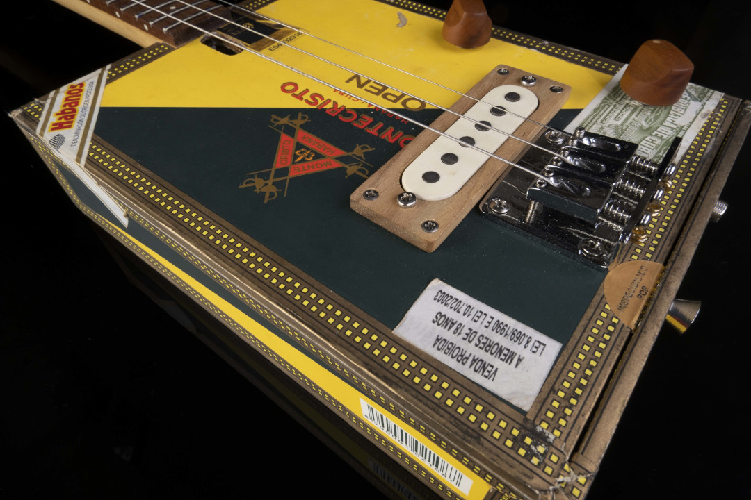 Modelo: Cigar Box 3C / Ano 2021