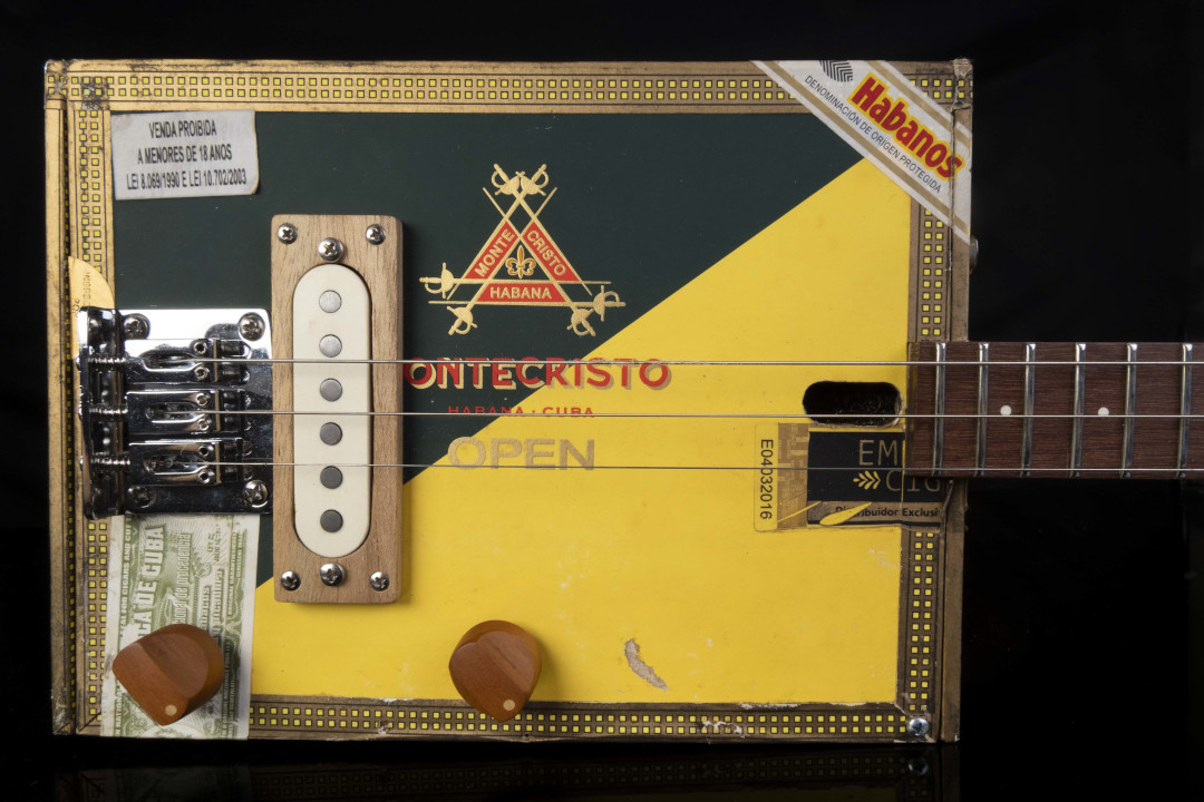 Modelo: Cigar Box 3C / Ano 2021