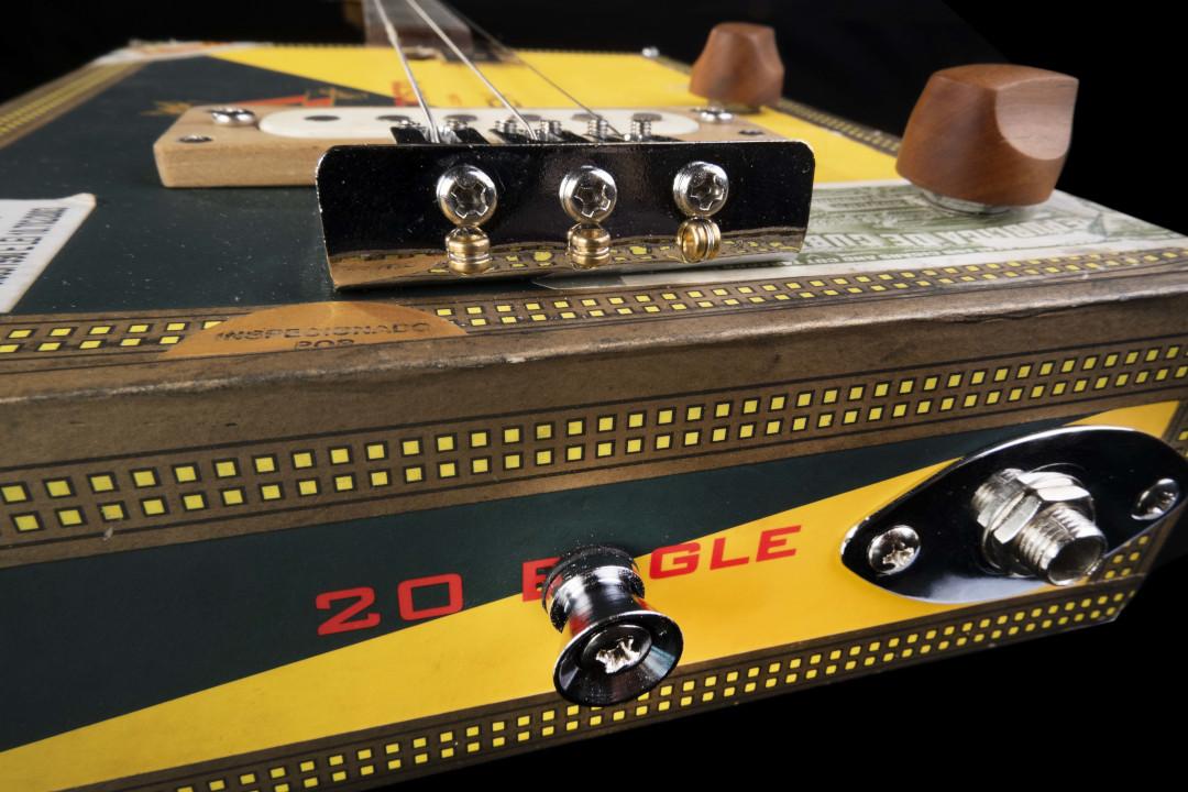 Modelo: Cigar Box 3C / Ano 2021