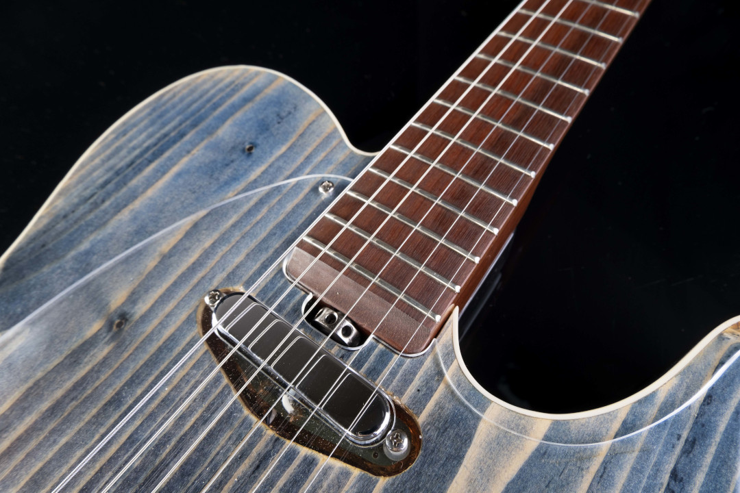 Modelo: Telecaster / Ano 2021 / Artista: Gui Galante - Mariô