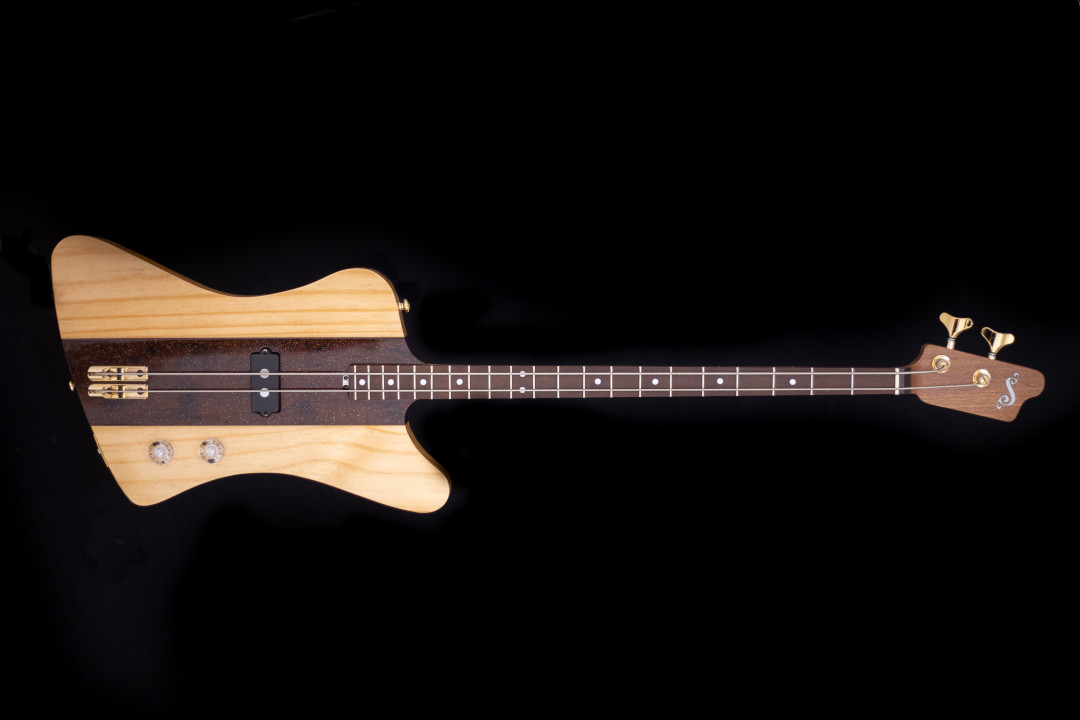 Baixo Modelo: T-Bird 2C / Ano 2025