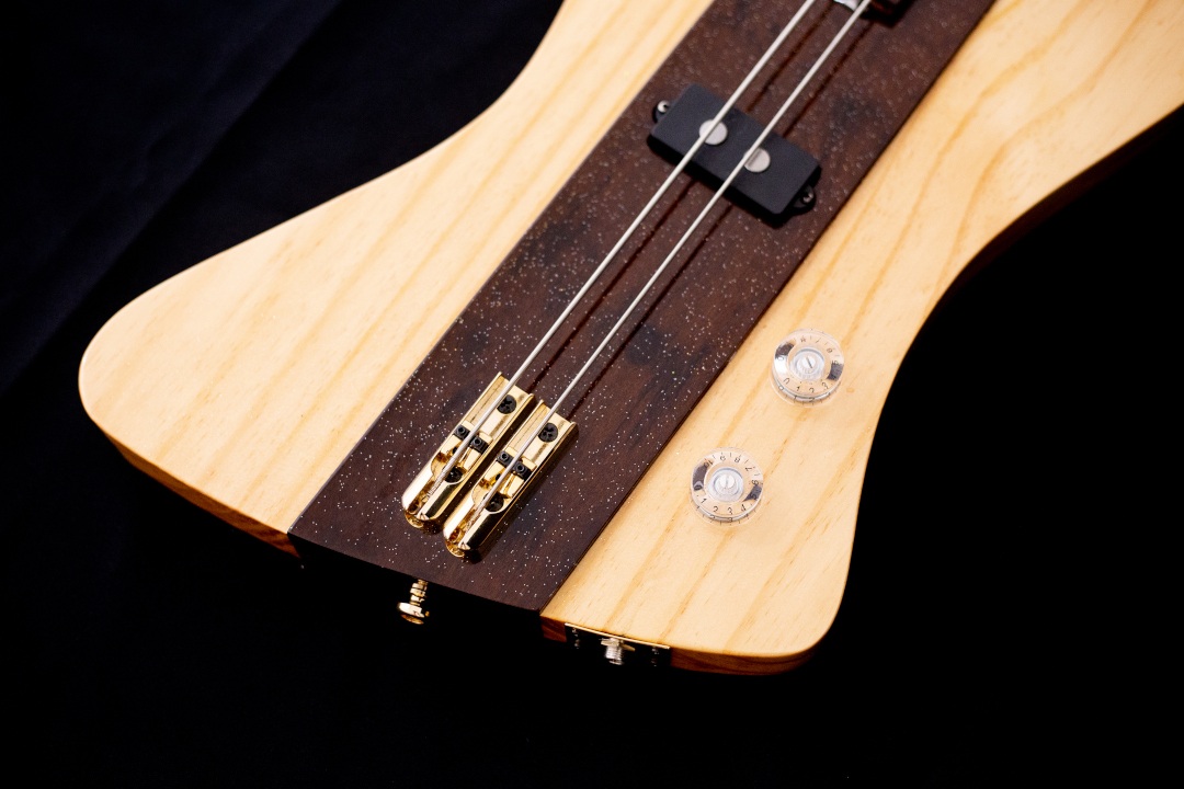 Modelo: T-Bird 2C / Ano 2025