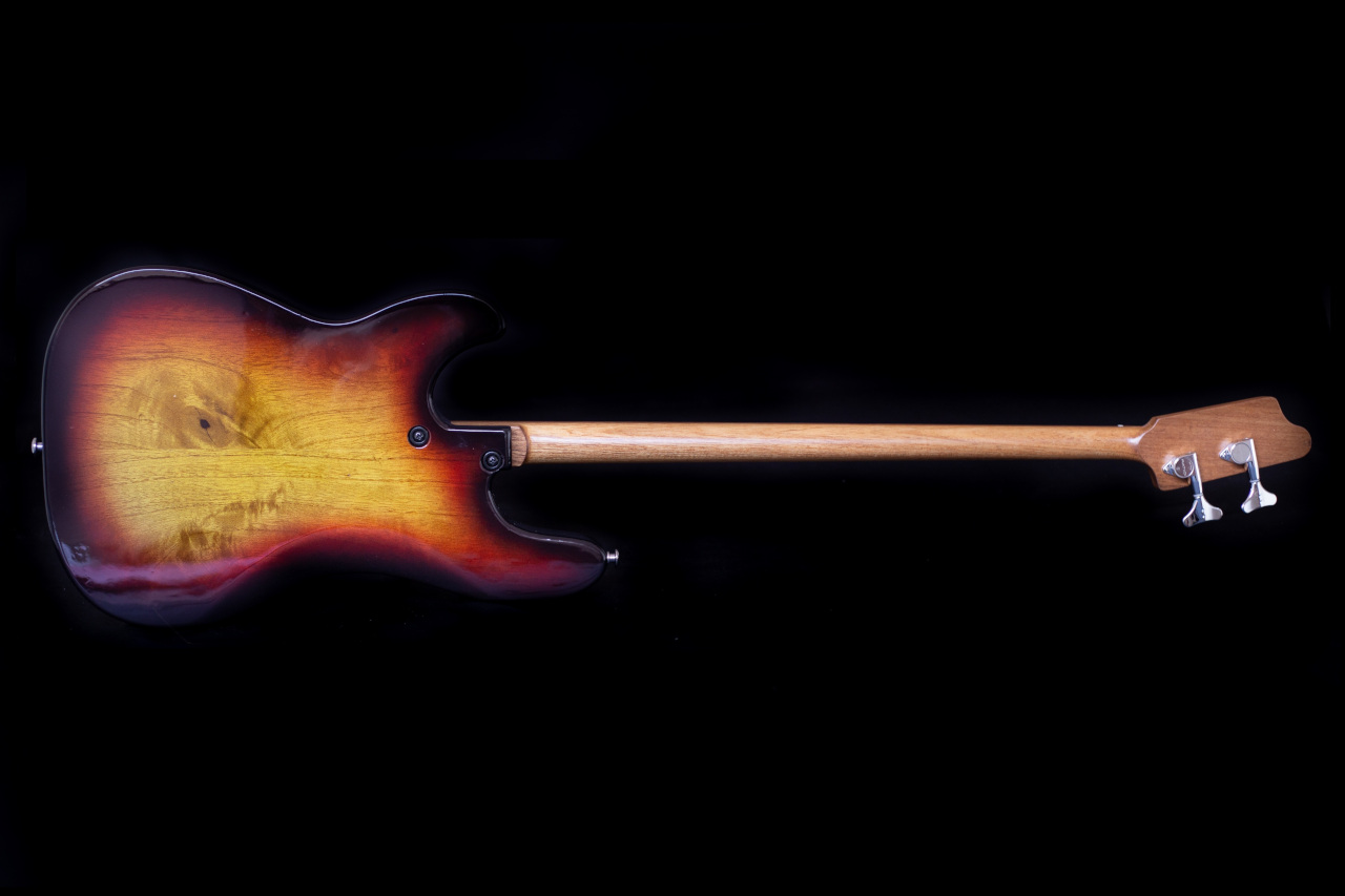 Modelo: P-Bass 2C / Ano 2025 / Artista: Buddy Cannon