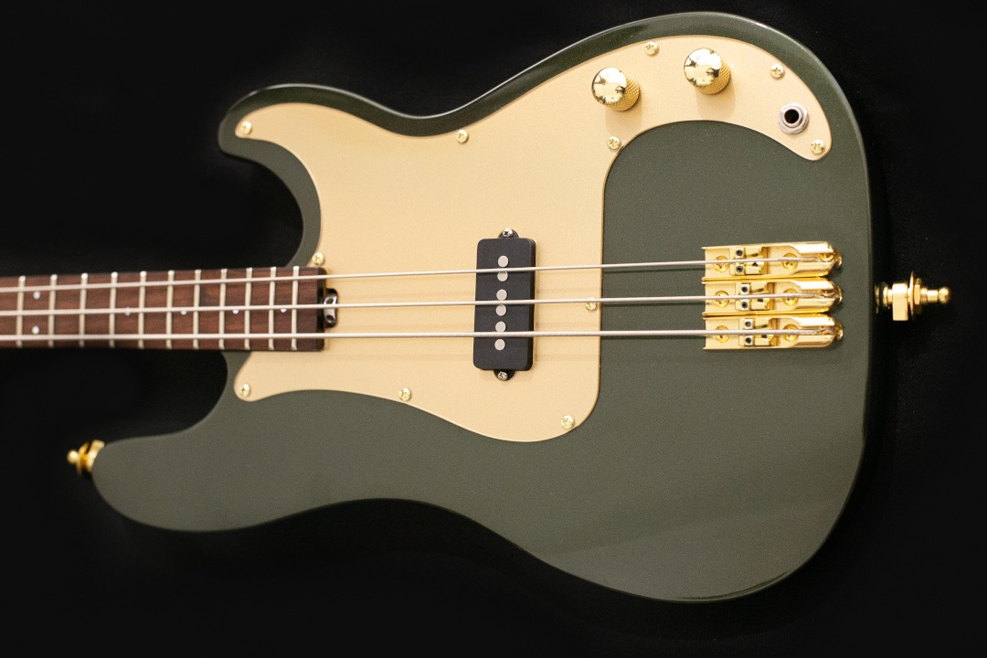 Modelo: P-Bass 3C / Ano 2025 / Artista: KS Rhoads